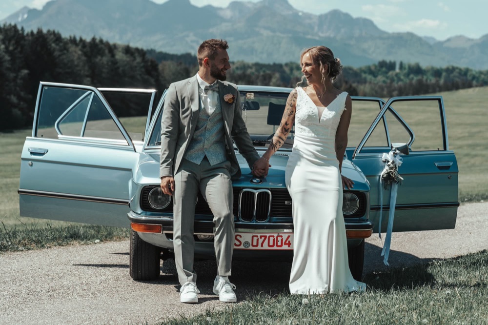 Hochzeitsfoto von Dominik Olesch Photography – Brautpaar am Chiemsee
